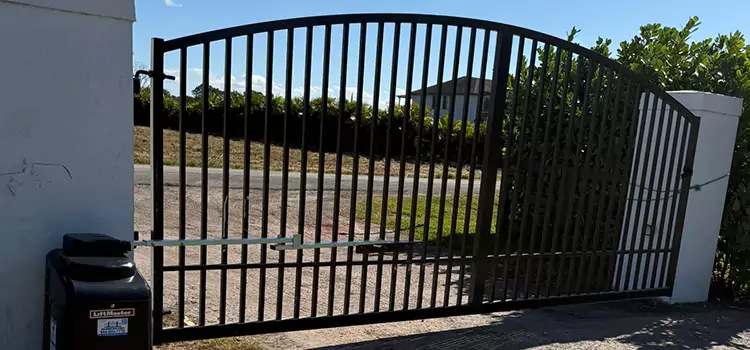 Driveway Fence Repair Waterdown